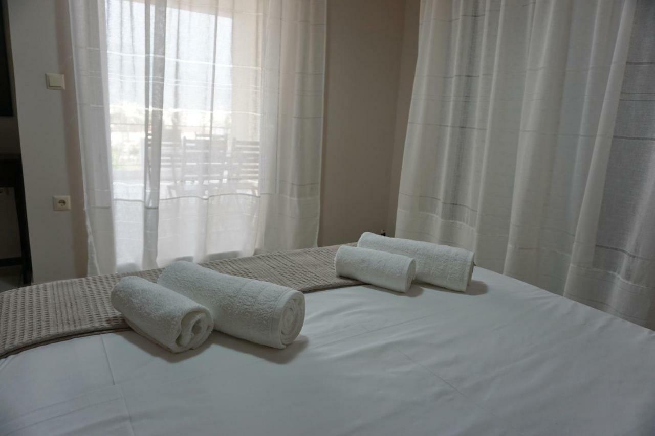Allseasonsapartment Kalamata Bagian luar foto