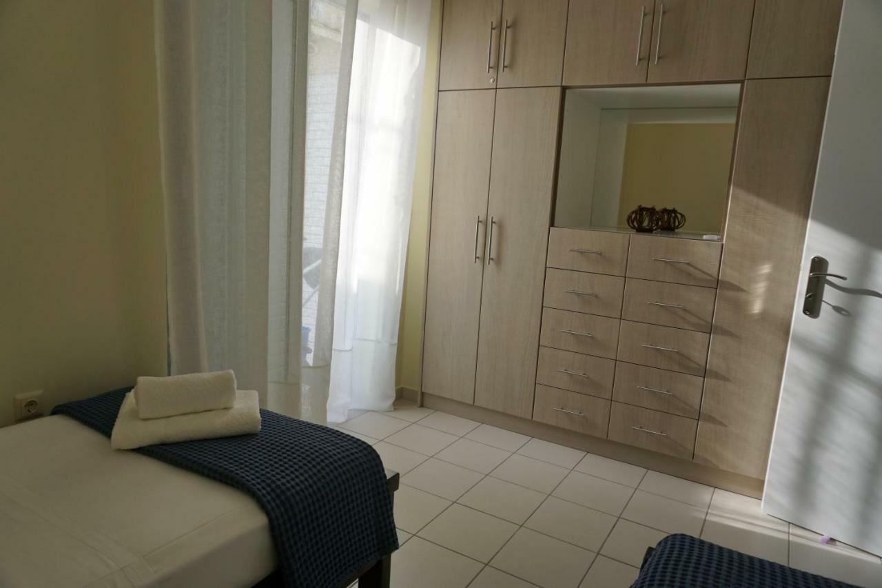Allseasonsapartment Kalamata Bagian luar foto