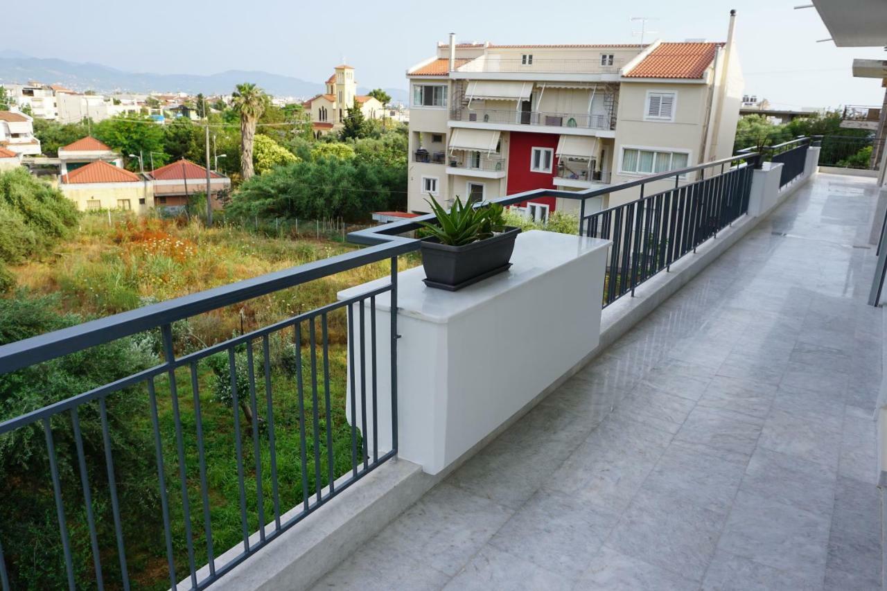 Allseasonsapartment Kalamata Bagian luar foto