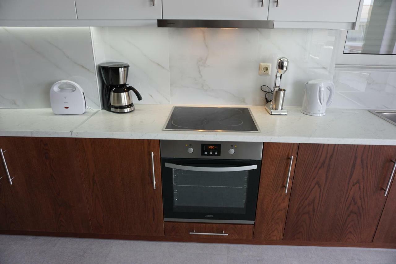 Allseasonsapartment Kalamata Bagian luar foto