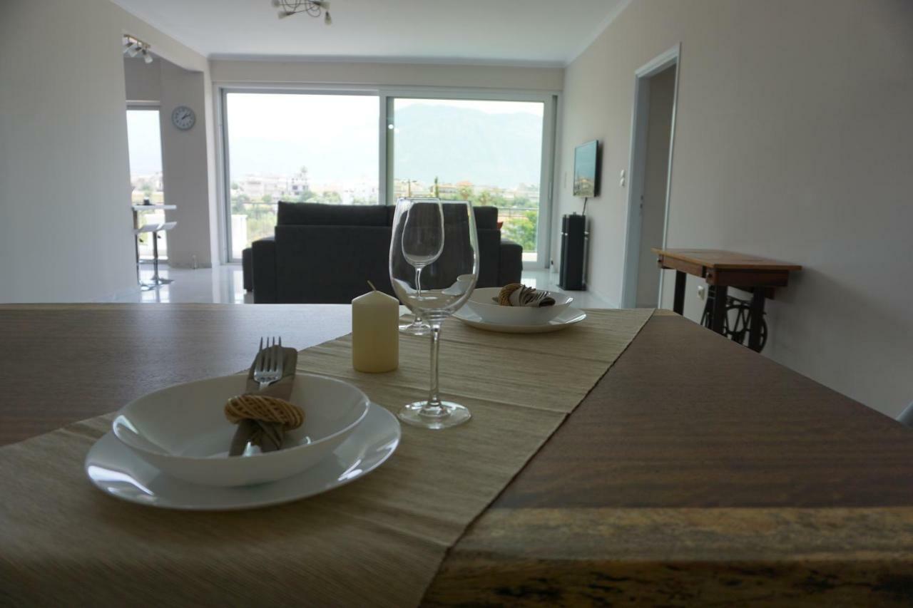 Allseasonsapartment Kalamata Bagian luar foto